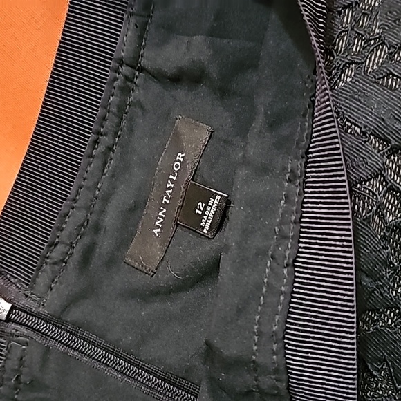 Ann Taylor  black  lace  overlay  skirt - Picture 4 of 11